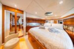 Аренда яхты SUNSEEKER 66 в Сочи — изображение 6